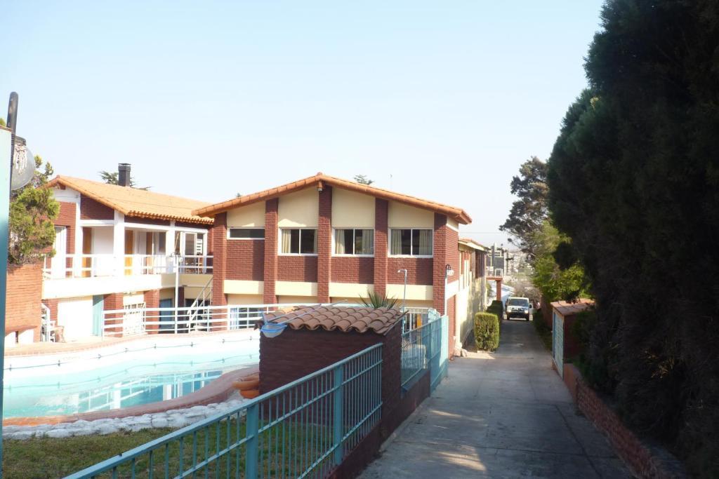 Hotel Aoma Villa Carlos Paz Ngoại thất bức ảnh